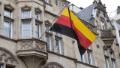 Düsseldorf: Deutschland-Flagge am Standesamt falsch herum